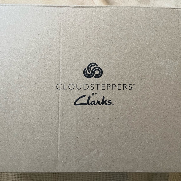 ❄️ Clarks Collection Warm-Lined Suede Sooties - Lyton Star - Color: Black ❄️ - Picture 5 of 6